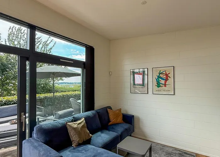 Casa de Férias Beachfront With Sea View For 6 Guests *